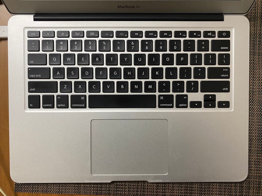 【箱なし】Apple MacBook Air シルバー A1466