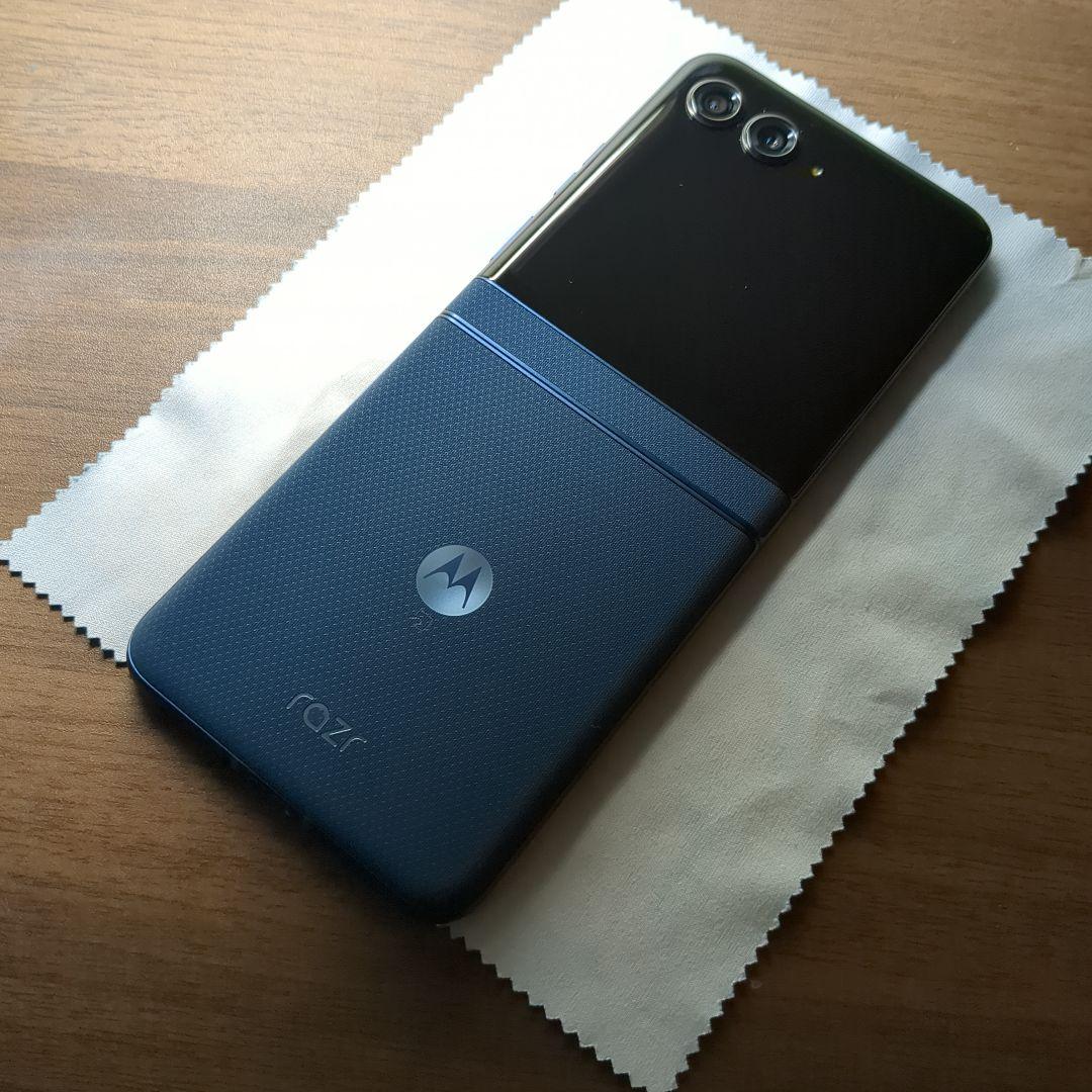 スマートフォン本体 motorola razr 60