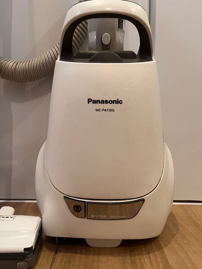 値下げしました！Panasonic MC-PA110G-W 掃除機 本体