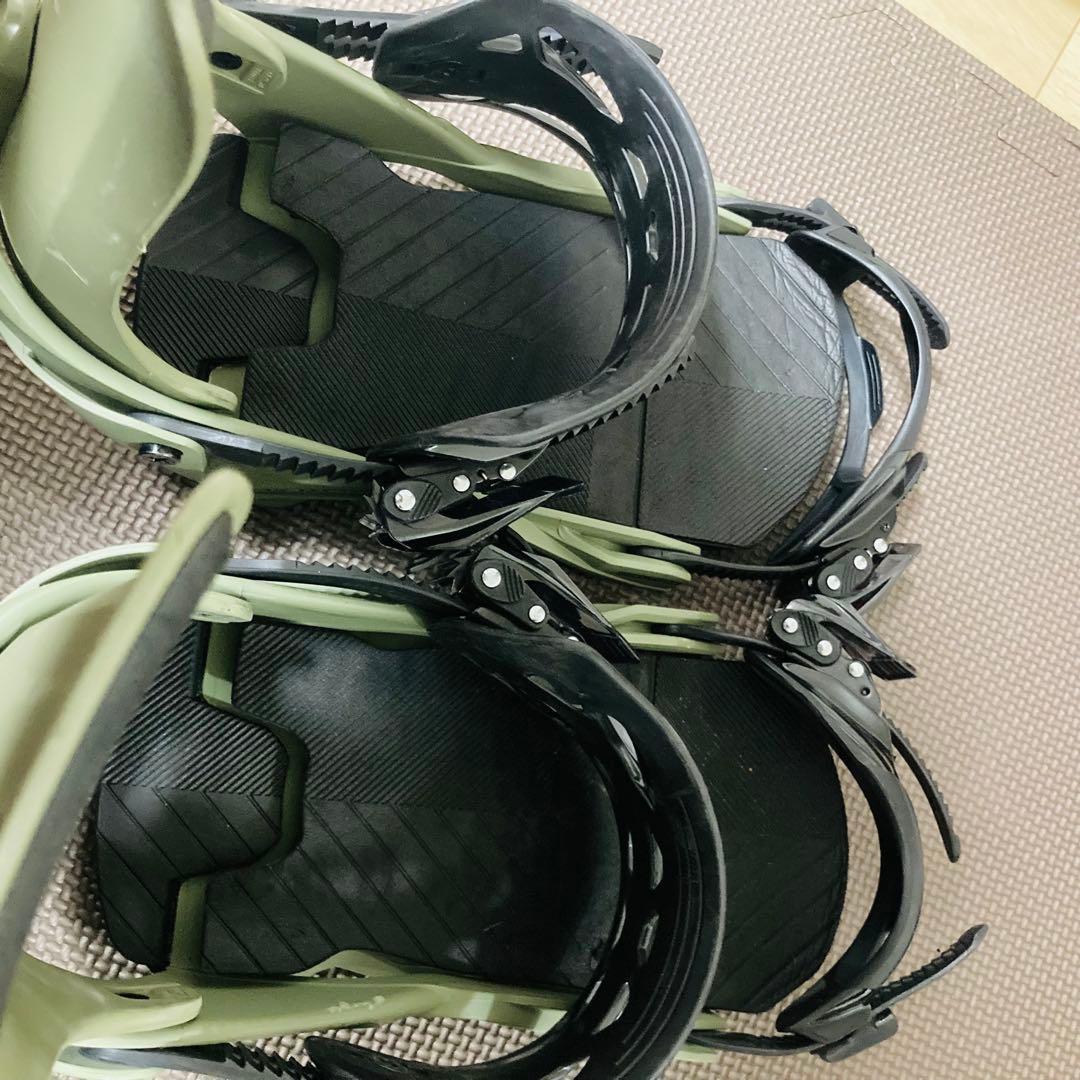 SALOMON RHYTHM スノーボードビンディング　Mサイズ