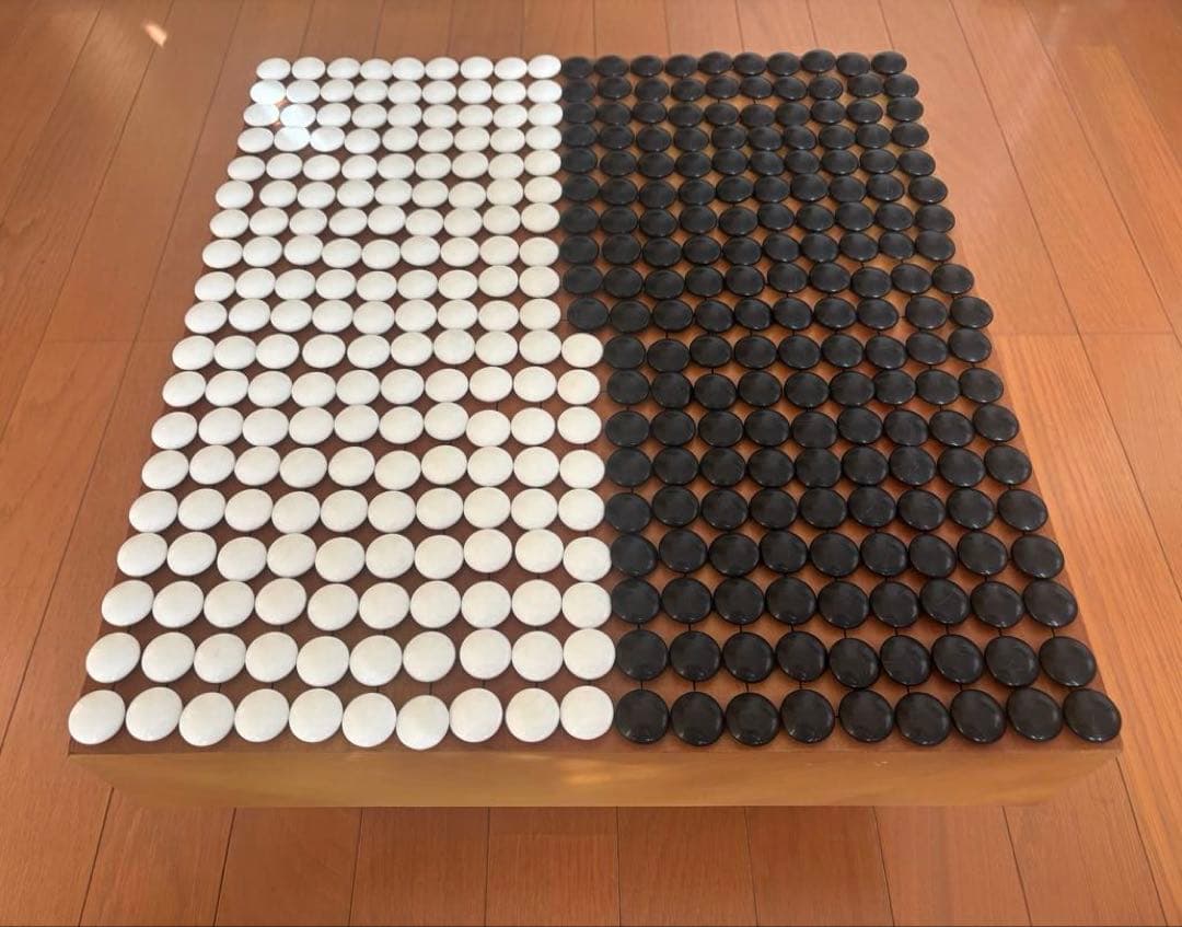 囲碁セット　送料込み　碁盤　へそ有　脚付き　碁石セット　碁笥付き　レトロ　囲碁盤