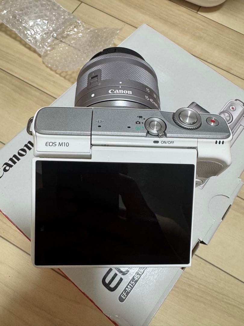 Canon EOS M10 ホワイト EF-M15-45 IS STM