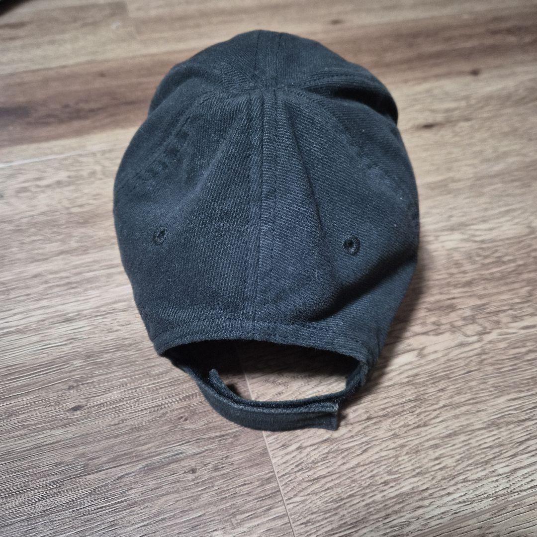 BALENCIAGA ベースボールキャップ 黒