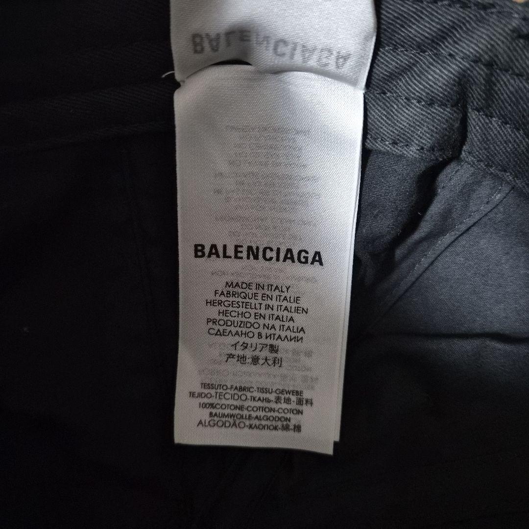 BALENCIAGA ベースボールキャップ 黒