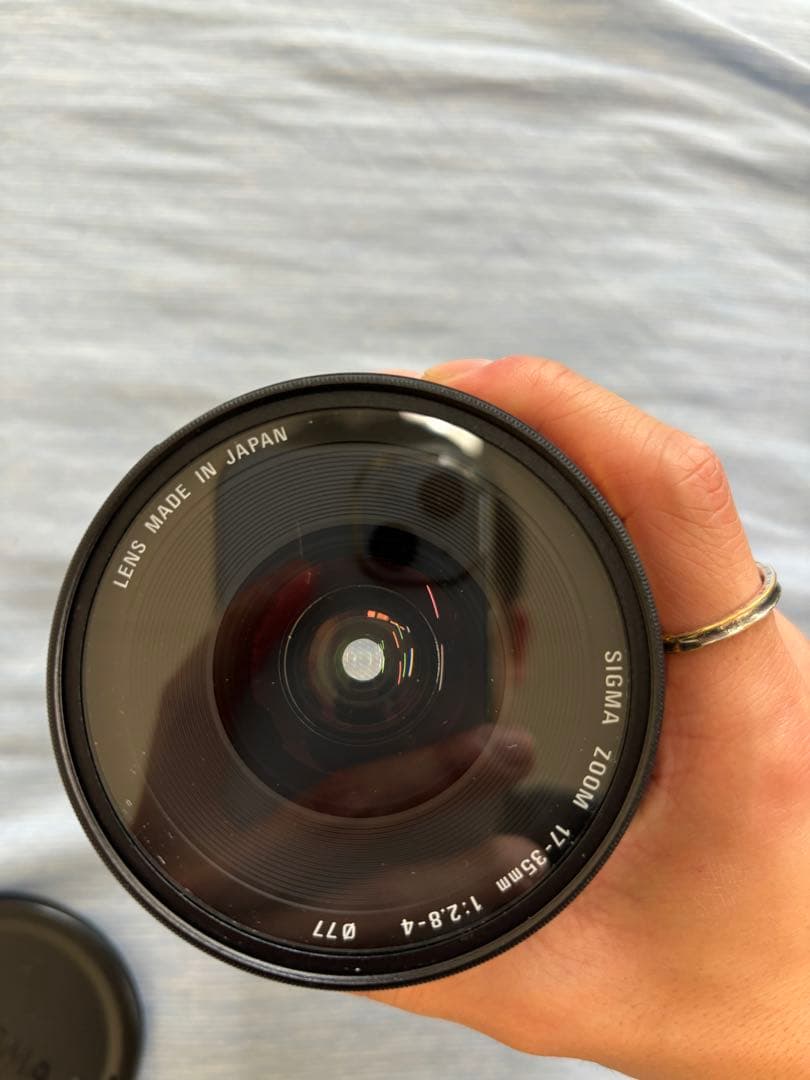 シグマ　ex 17-35 f2.8〜4 EFレンズ