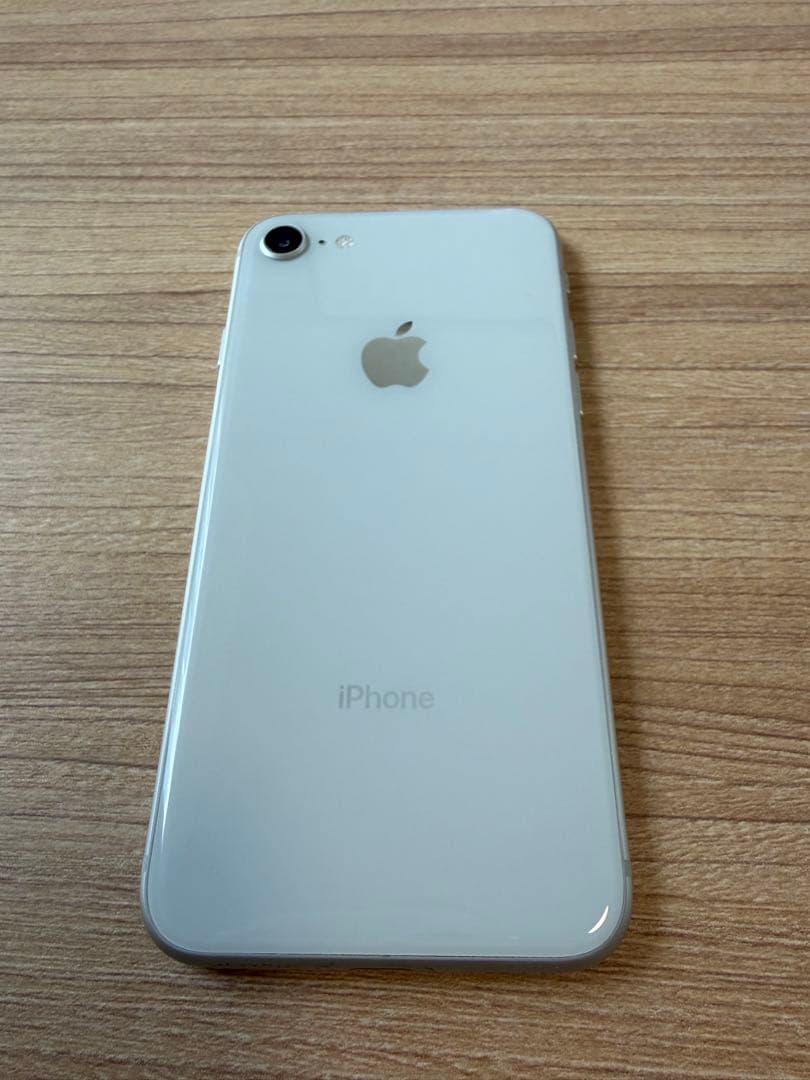 iphone 8 64GB シルバー SIM