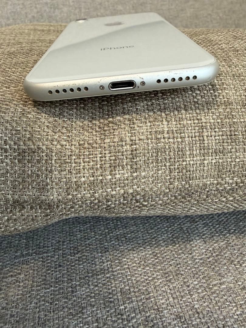 iphone 8 64GB シルバー SIM