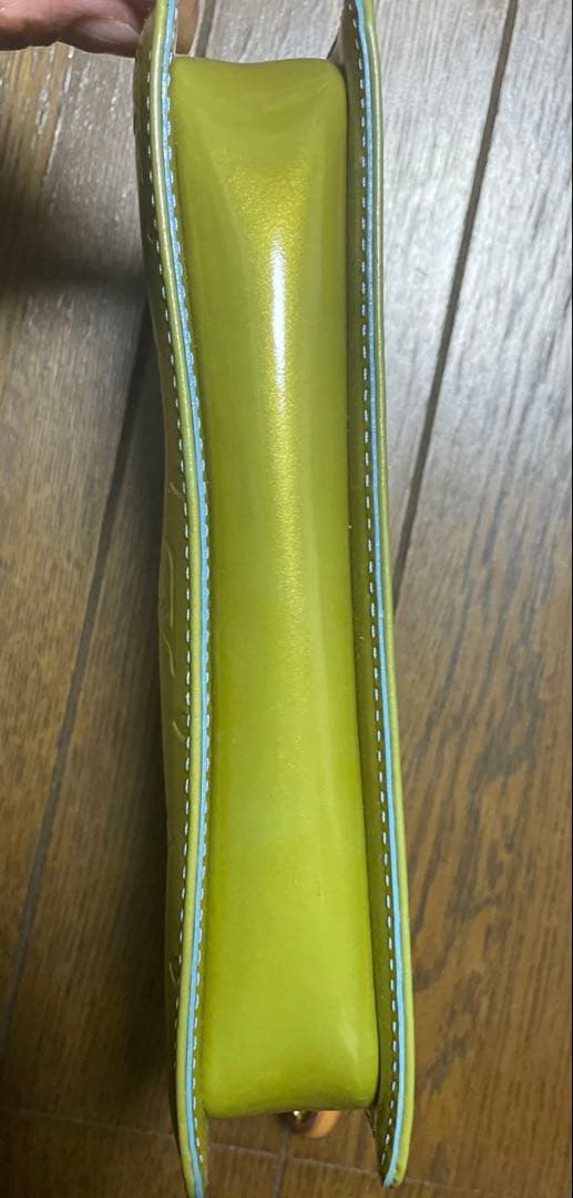 LOUIS VUITTON ルイ・ヴィトン ヴェルニ　レキシントン　ハンドバッグ