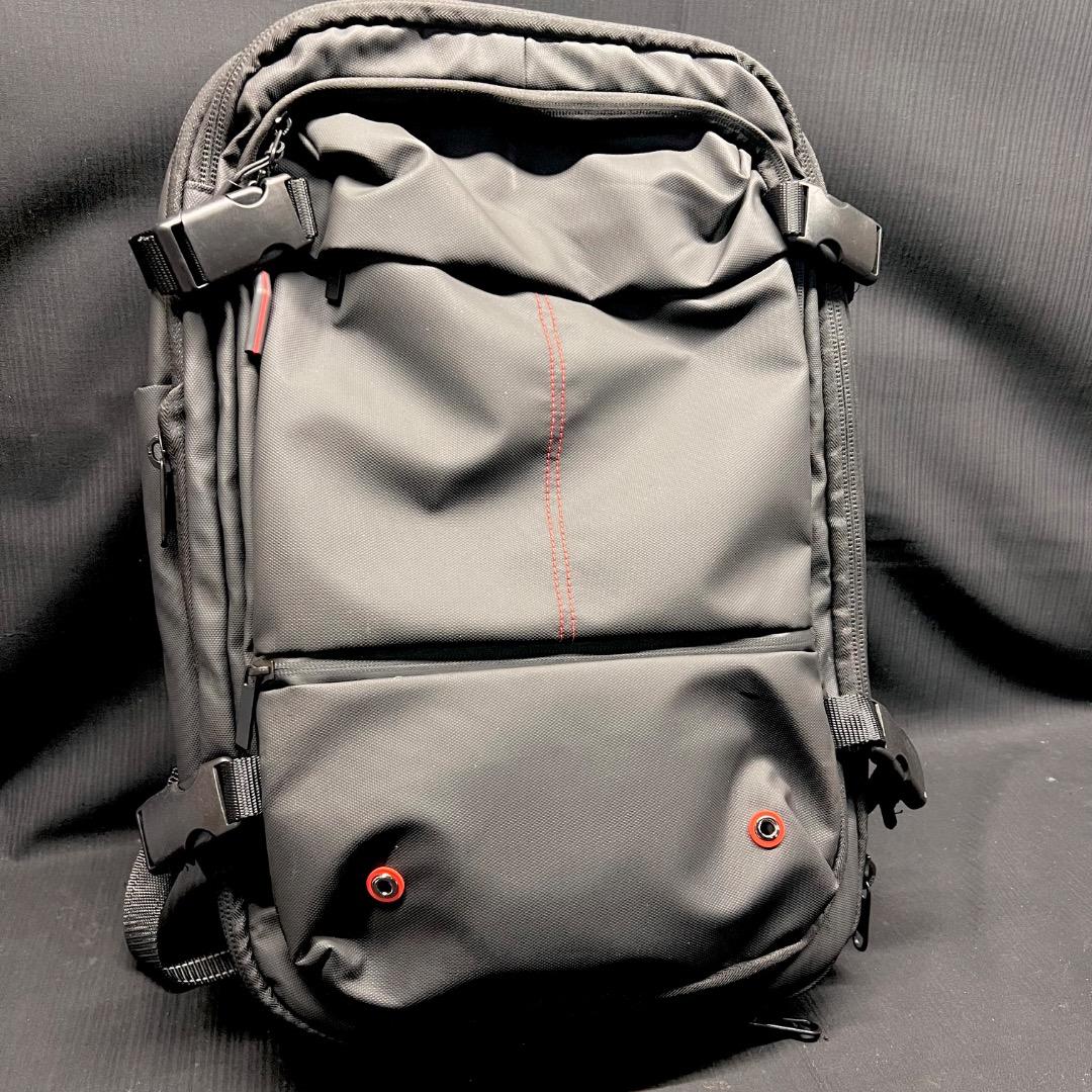 〇Of55 未使用 真空圧縮 バックパック トラベルバッグ