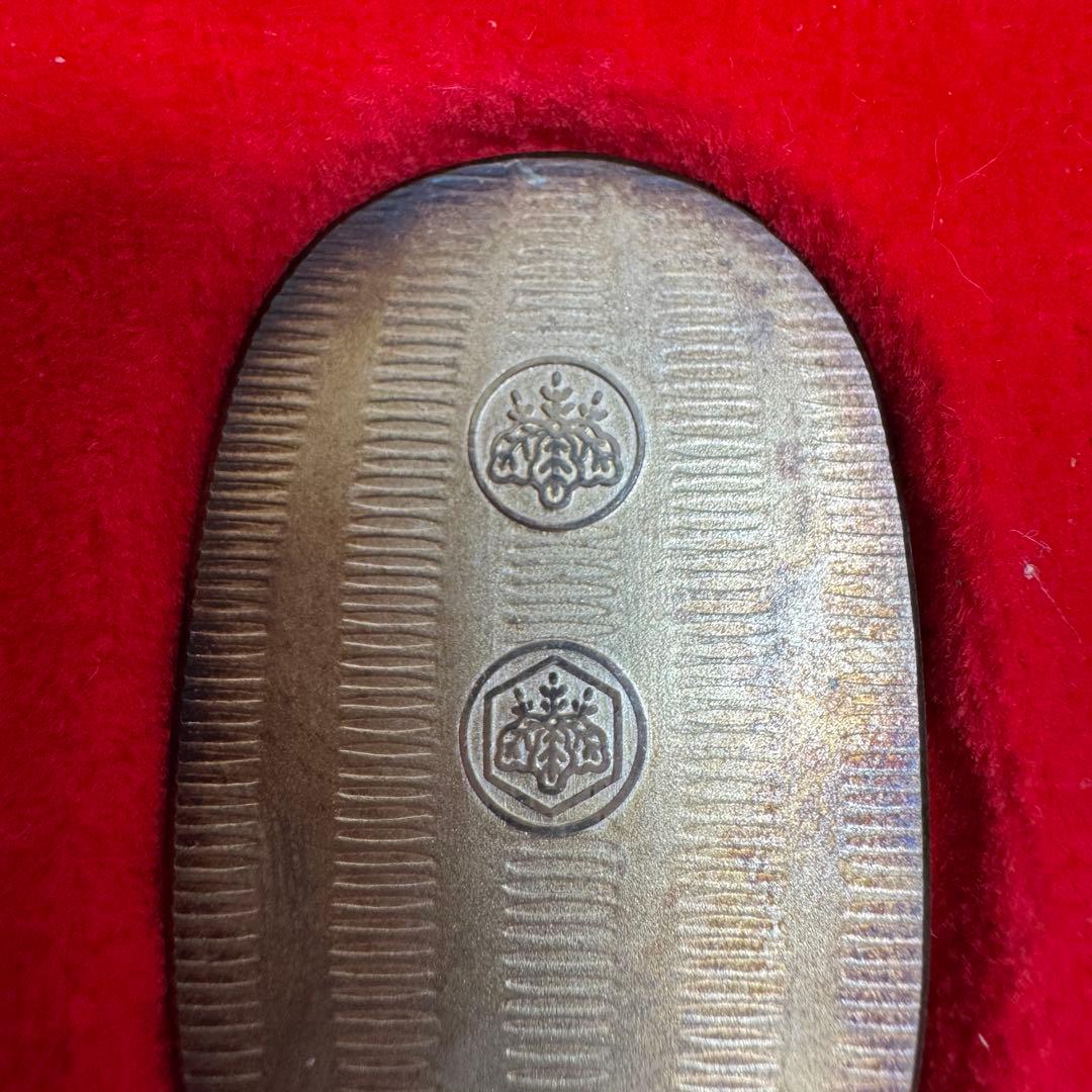 c*2様 純銀小判 波模様  木箱付き 純銀製小判