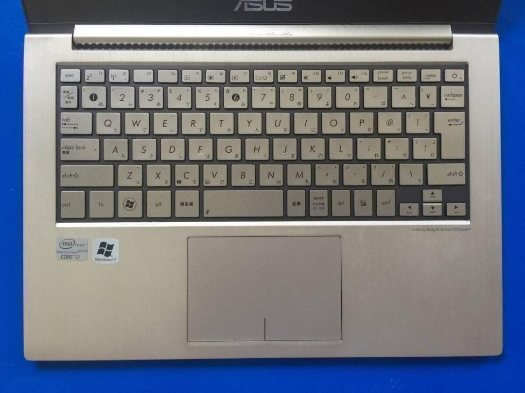 ASUS UX31E 13.3型液晶/SSD256G　薄型・コンパクト パソコン