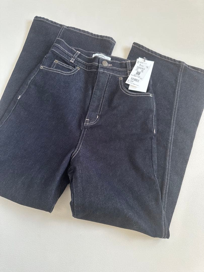 Sustainableストレッチフレアデニムパンツ　スナイデル