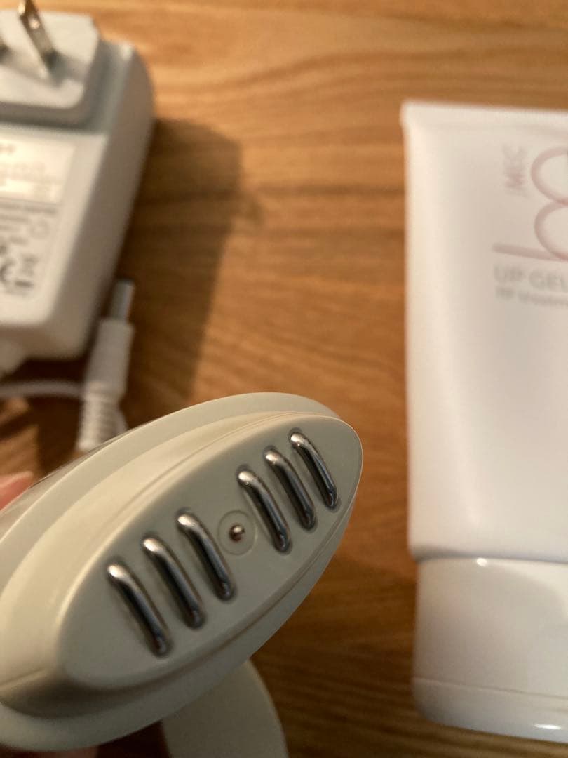 NEWAリフト美顔器 専用ジェル6割程度