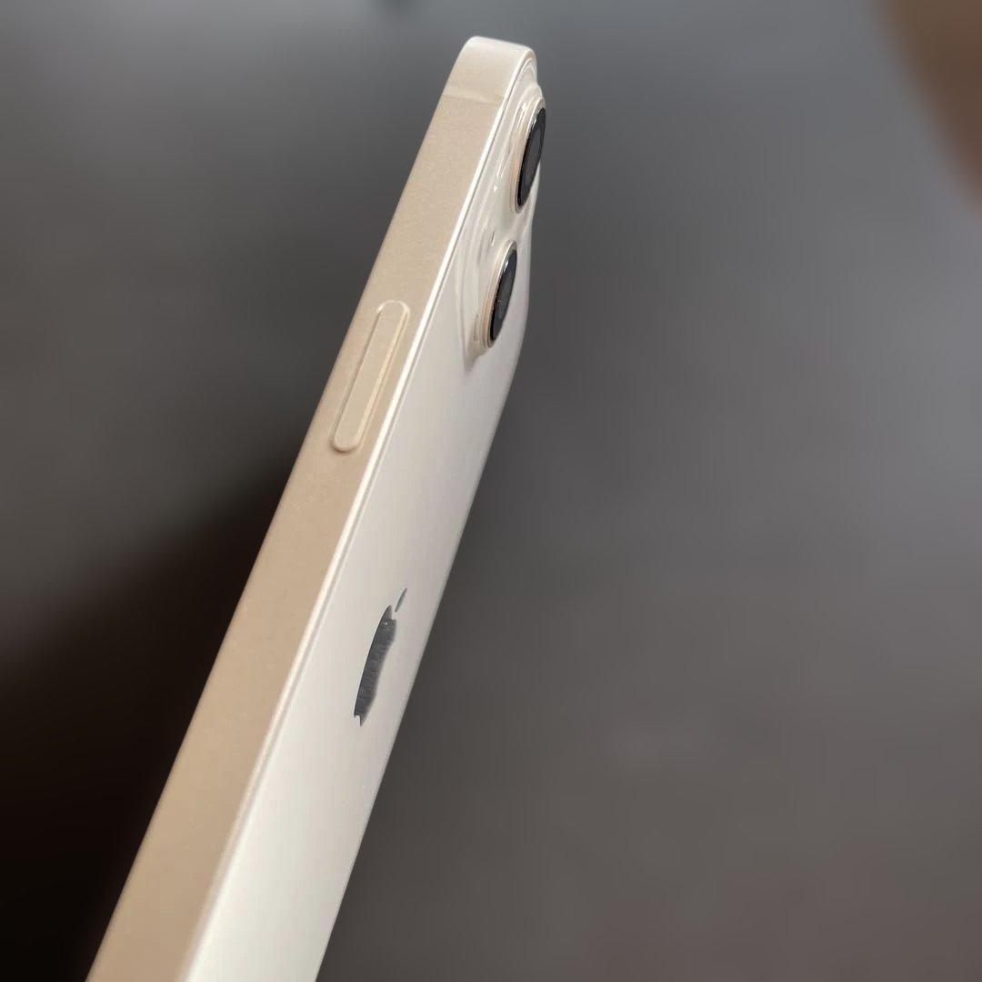 【美品】Apple iPhone 13 256GB ホワイト 本体