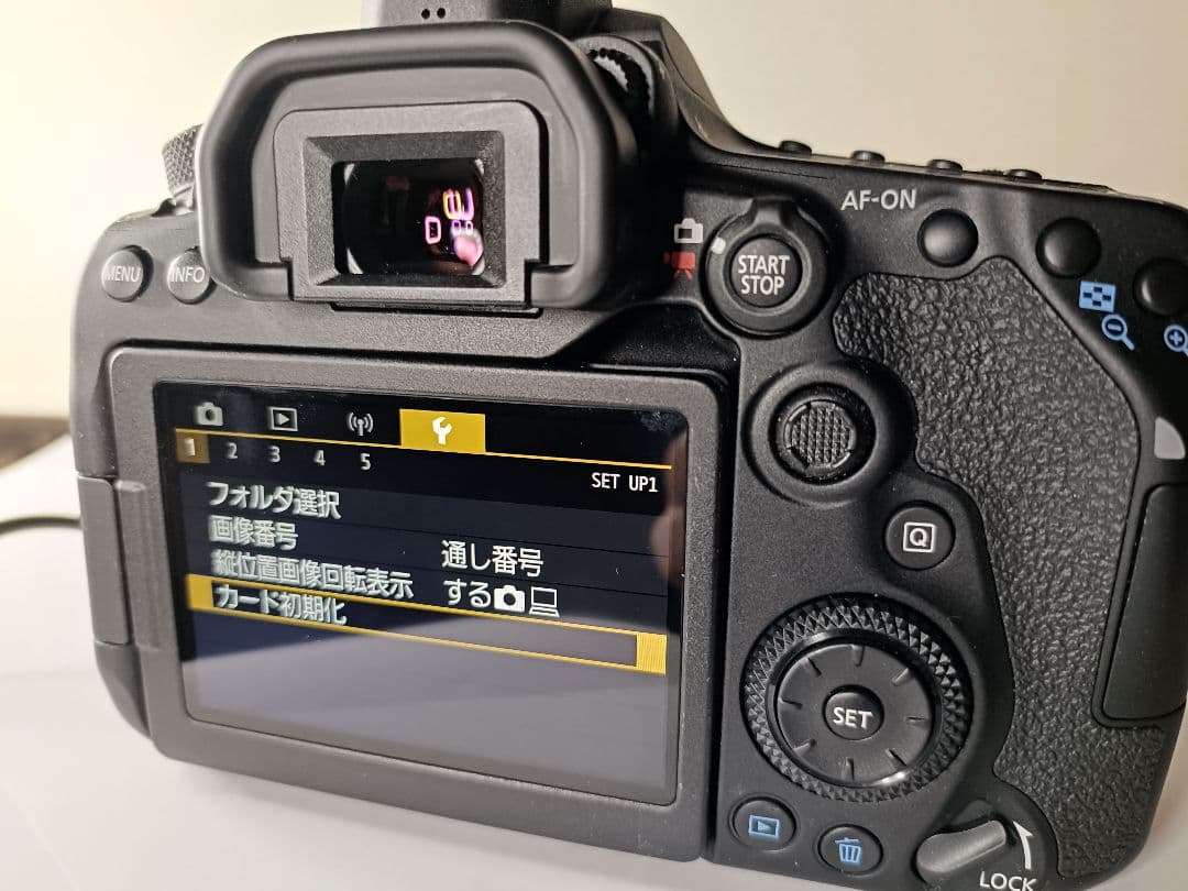 CANON EOS 90D EF-S18-55mm　本体とレンズのみ！