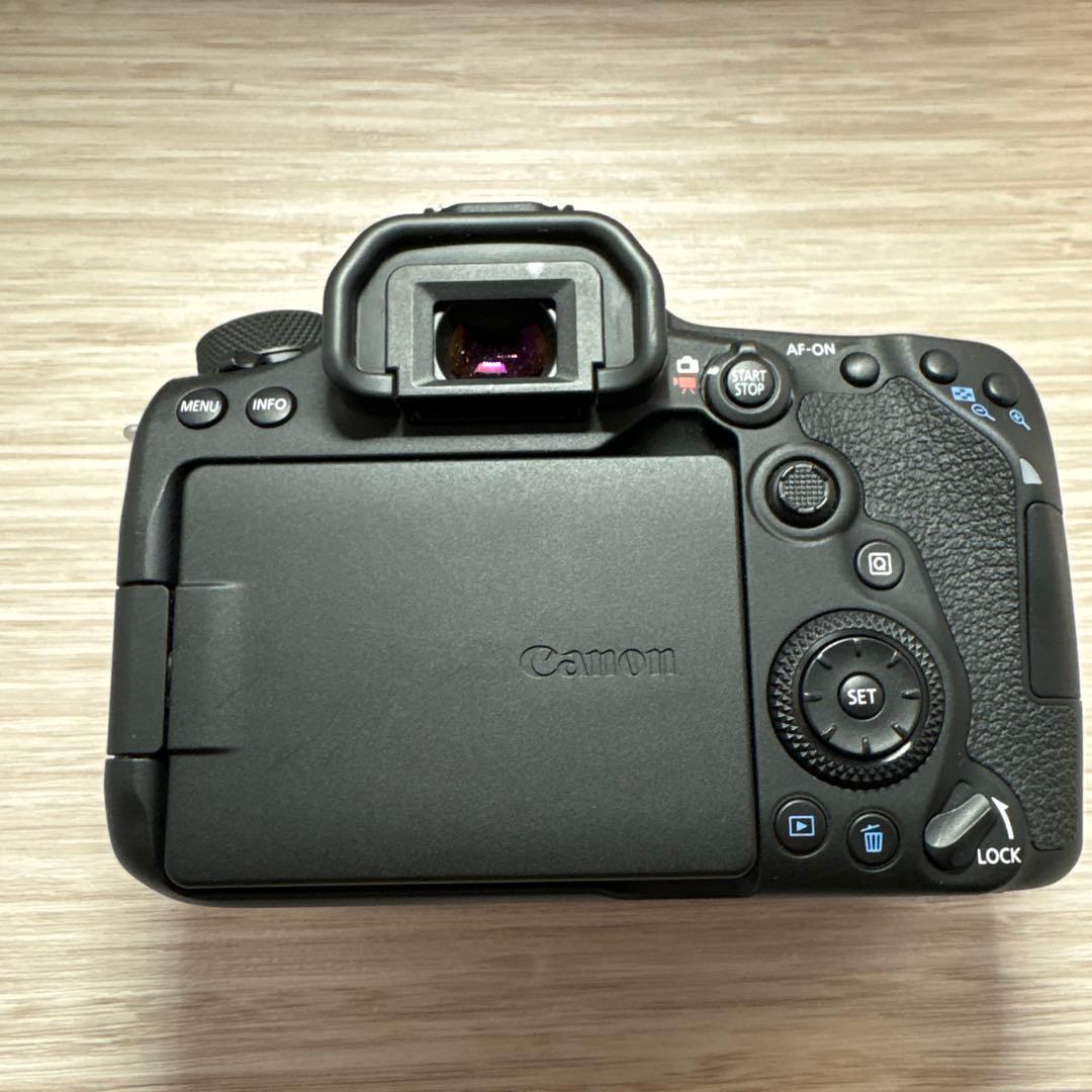 Canon EOS 90D 本体 バッテリー・チャージャー付き