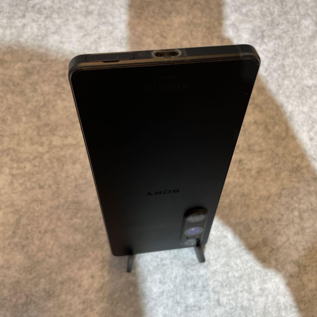 P001 au SIMフリー　Xperia 1 V SOG10