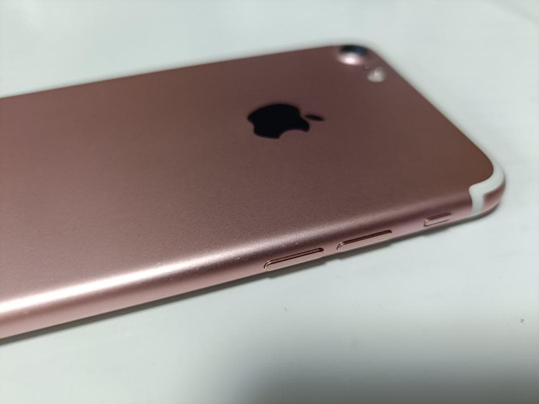 ☆ iPhone7 128GB MNCN2J/A ローズゴールド