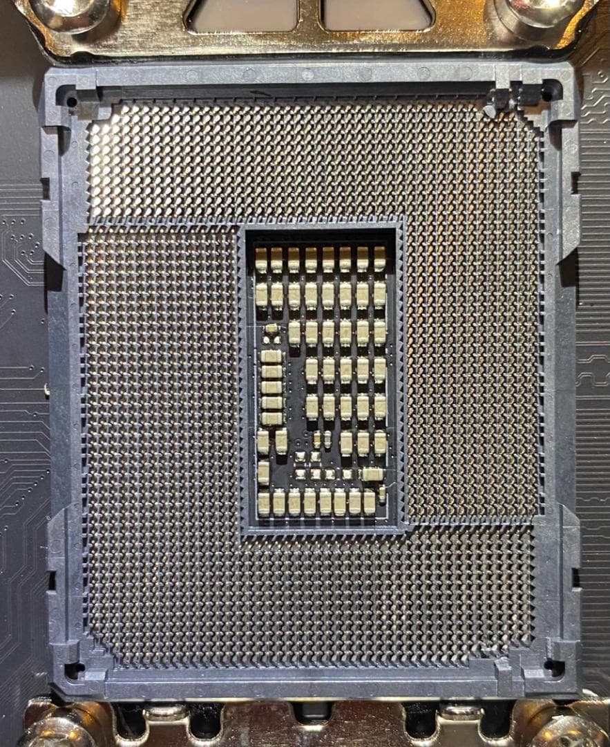 ASUS TUF GAMING B860M-PLUS マザーボード