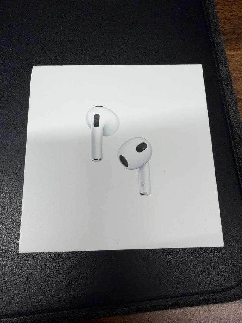 Apple AirPods3 本体 箱、ケース付き