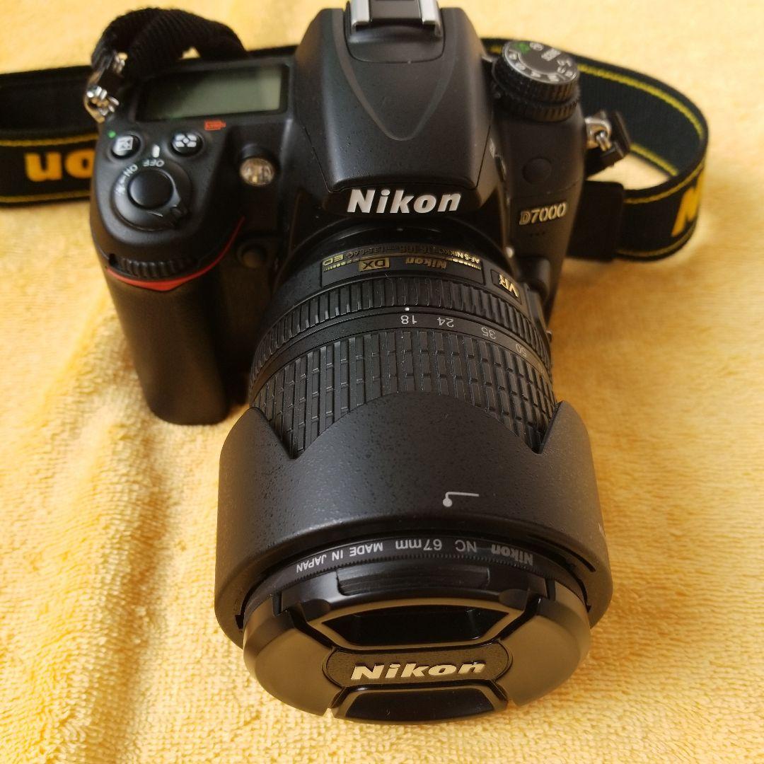 Nikon　デジタルカメラD7000　 レンズ　充電器　バッテリー　SD付き