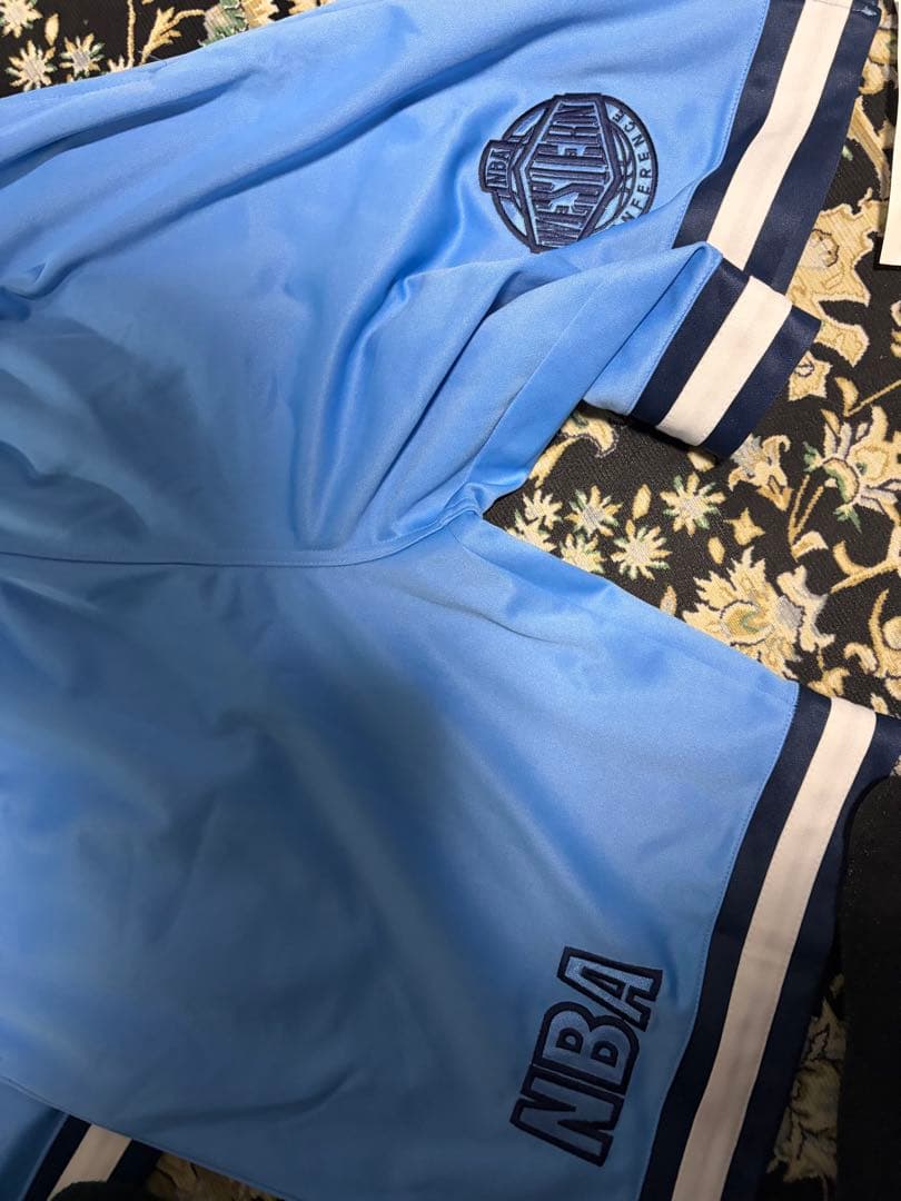 バウワウ着用　NBAレイカーズセットアップ水色　FUBU rocawear