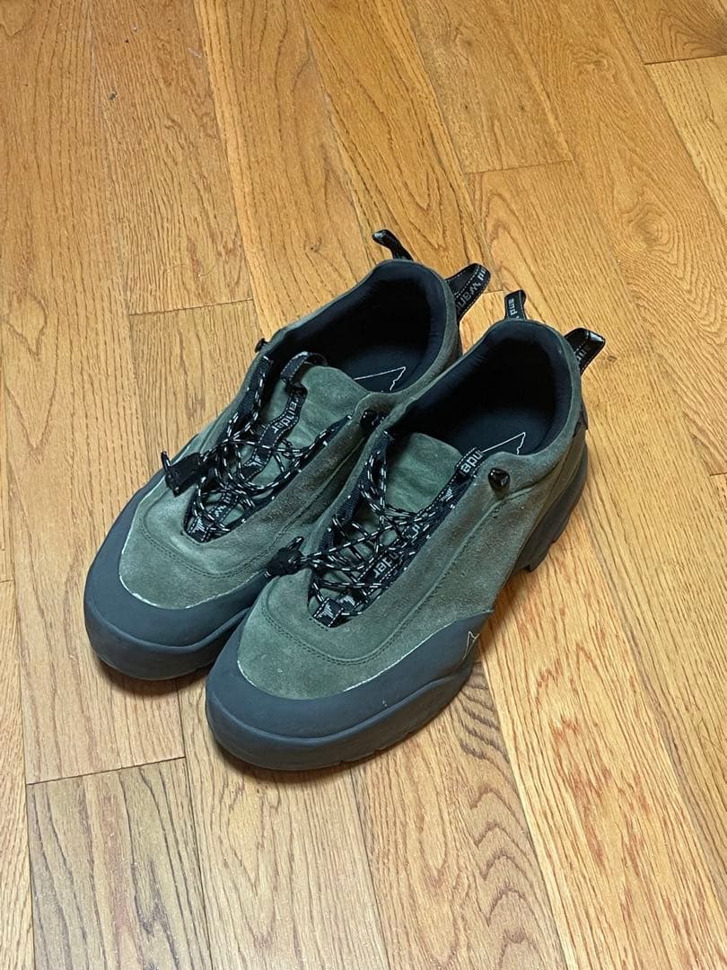 ROA X And Wander Cingino オリーブグリーン