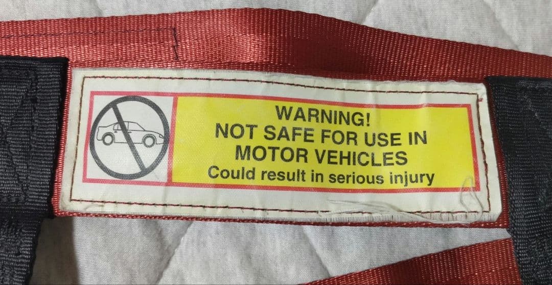 飛行機用　ハーネス　シートベルト　CARES