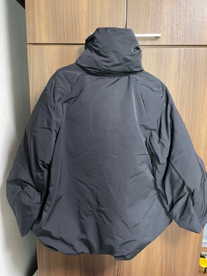 uniqlo +j ハイブリッドダウンジャケット