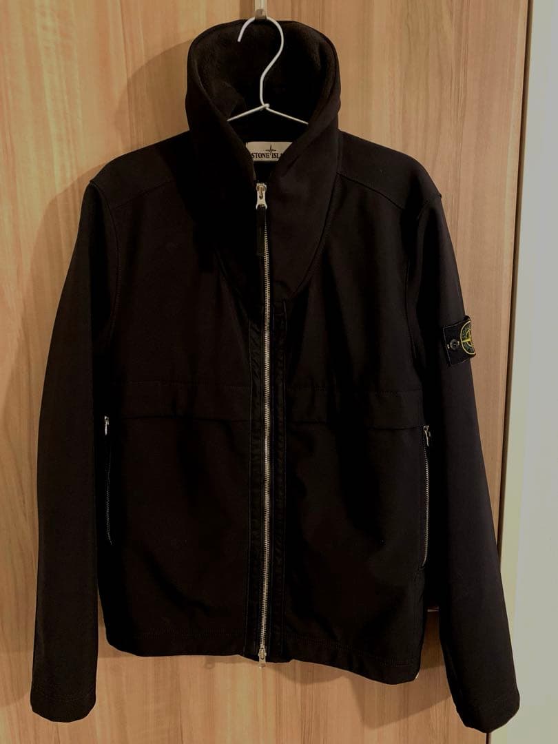 STONE  SOFT SHELL-R ジャケットMサイズ ブラック