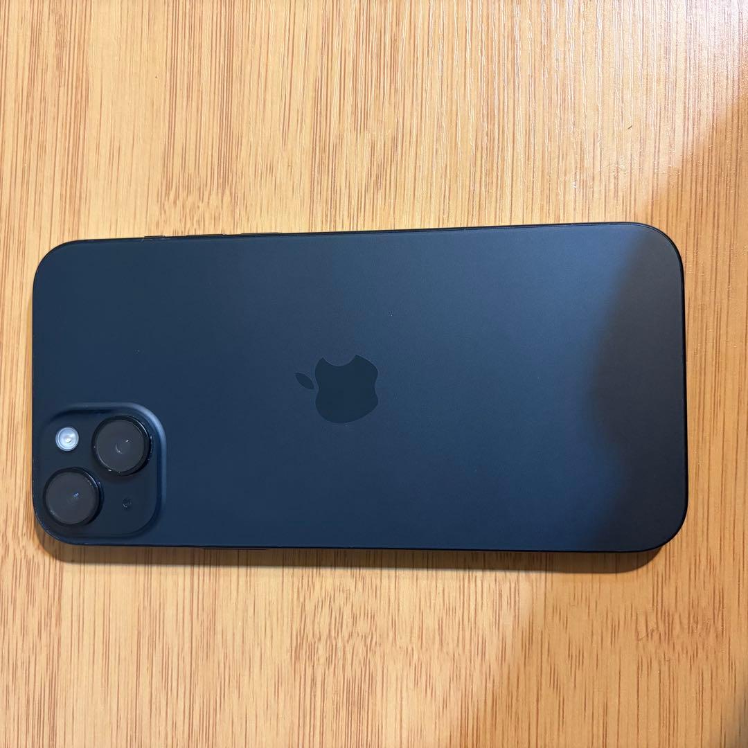 iPhone 15 Plus 128G ブラック　美品