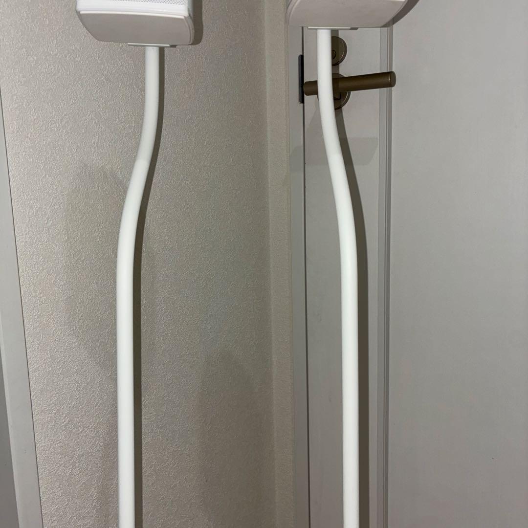 希少ホワイト　スタンド付き　BOSE サラウンドSPEAKERS サウンドバー