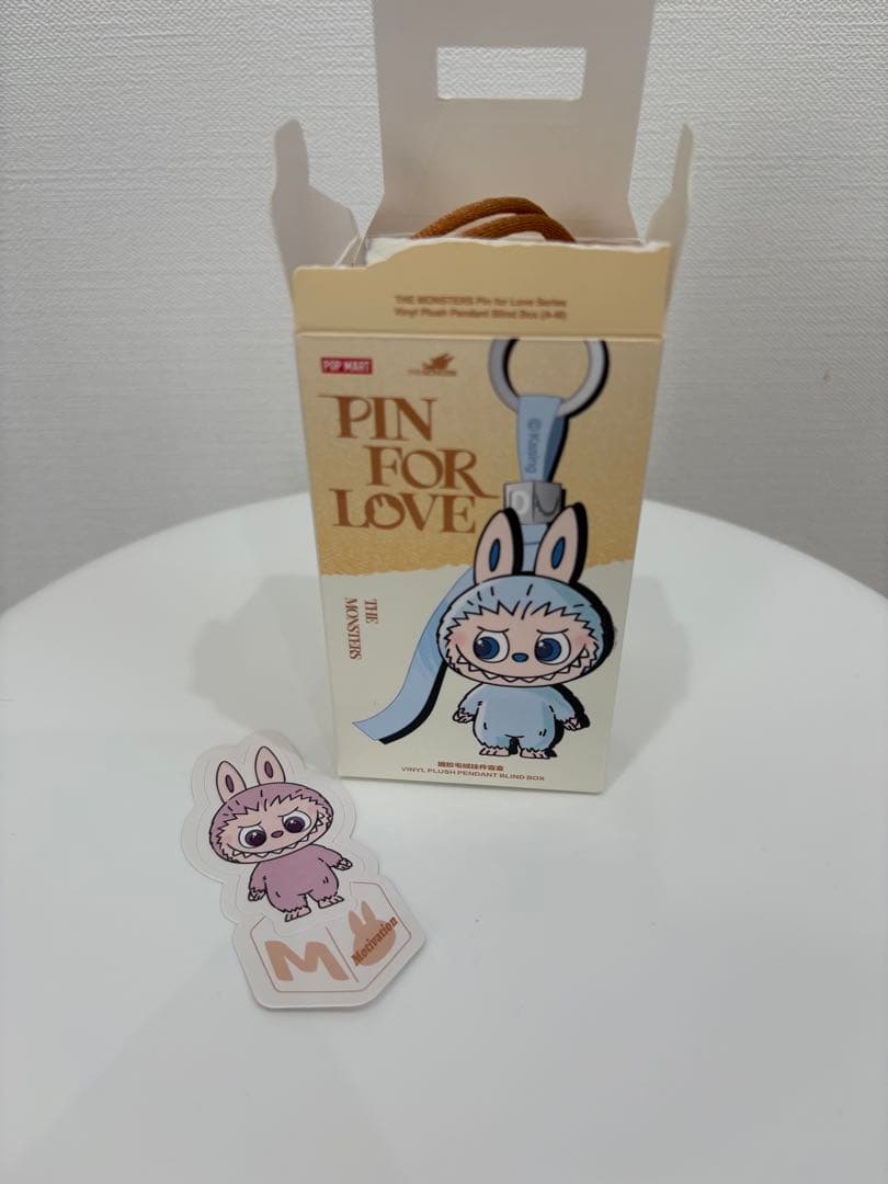 Labubu アルファベット【M】ラブブ ぬいぐるみ ペンダント popmart