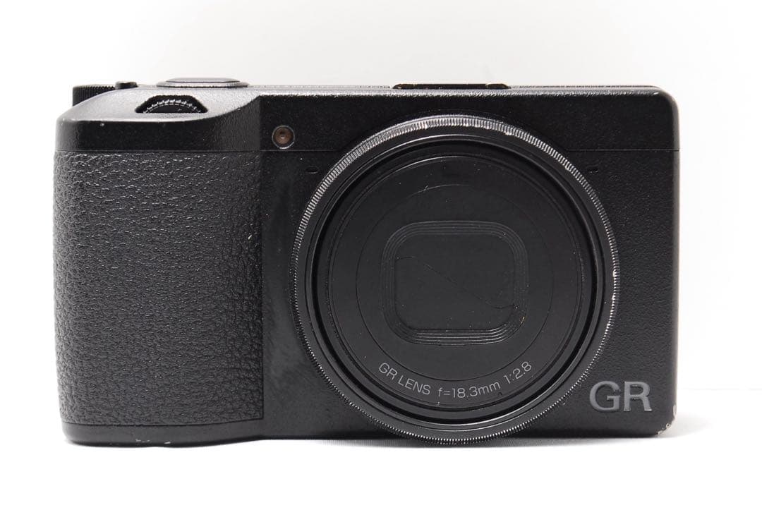 【ぴっぴ様】RICOH GR Ⅲ 高性能 動作確認済み 付属品多数 人気