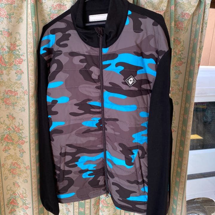 V12 ゴルフウェア