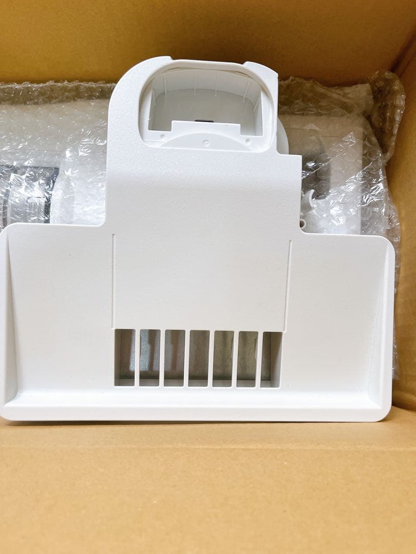 アイリスオーヤマ 充電式サイクロンスティッククリーナー SCD-210P-W