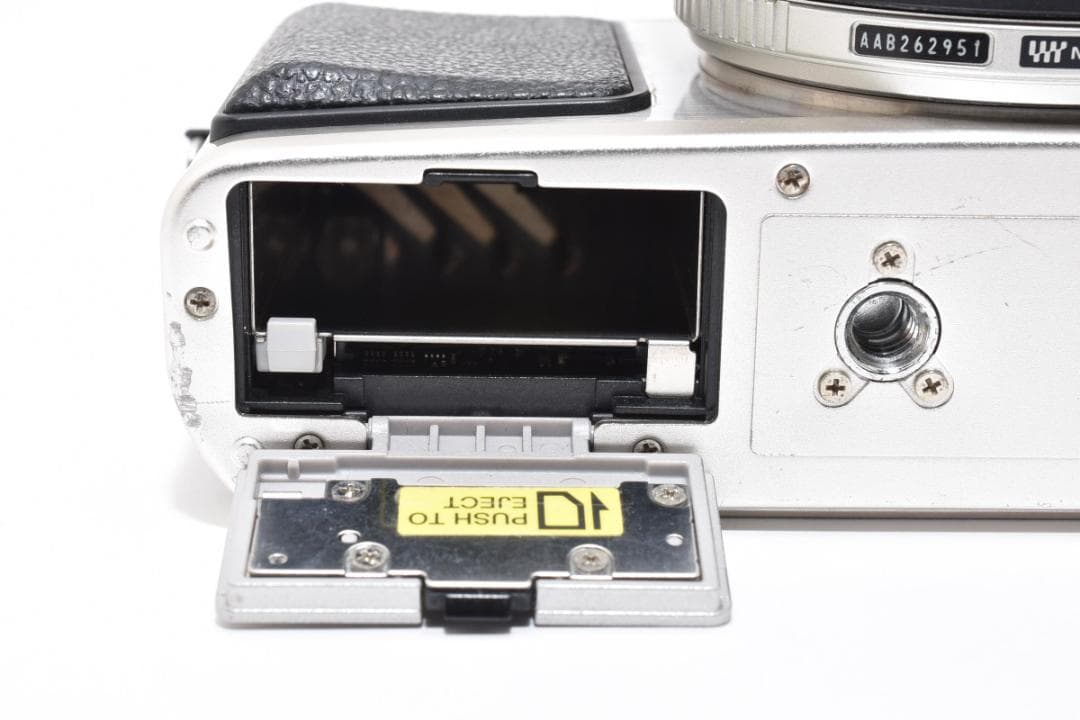 OLYMPUS オリンパス PEN E-P1 レンズキット ミラーレス一眼カメラ