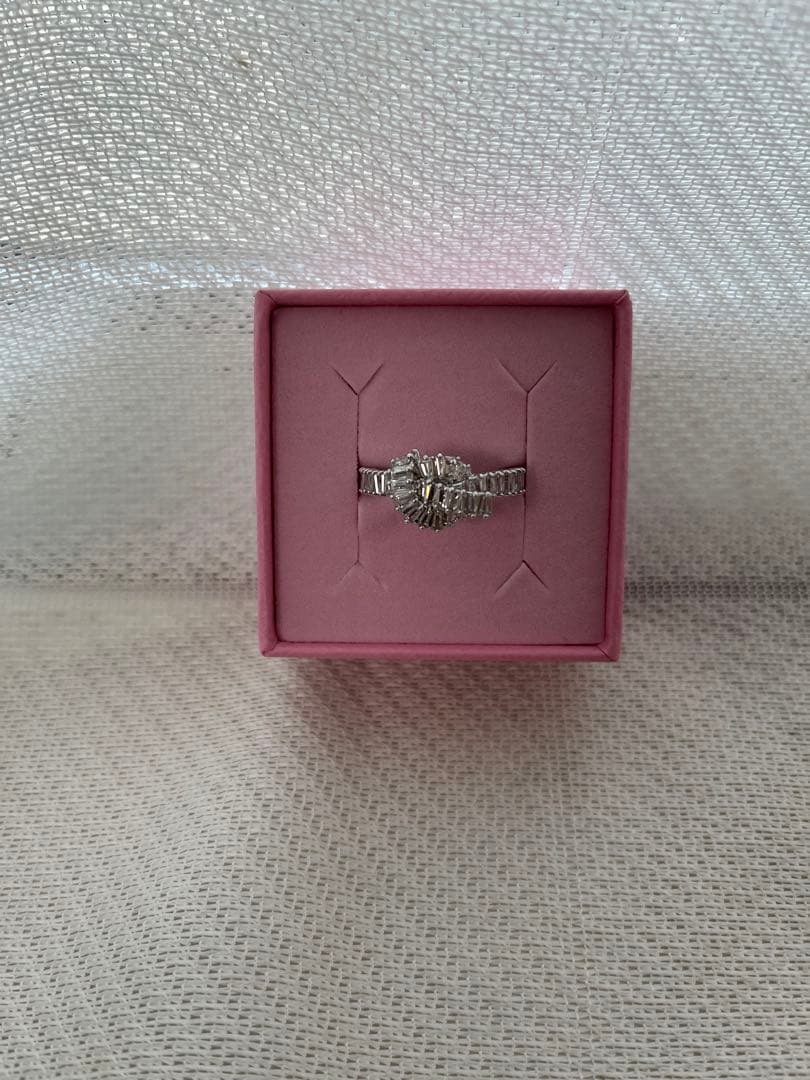 スワロフスキー　Matrix リング