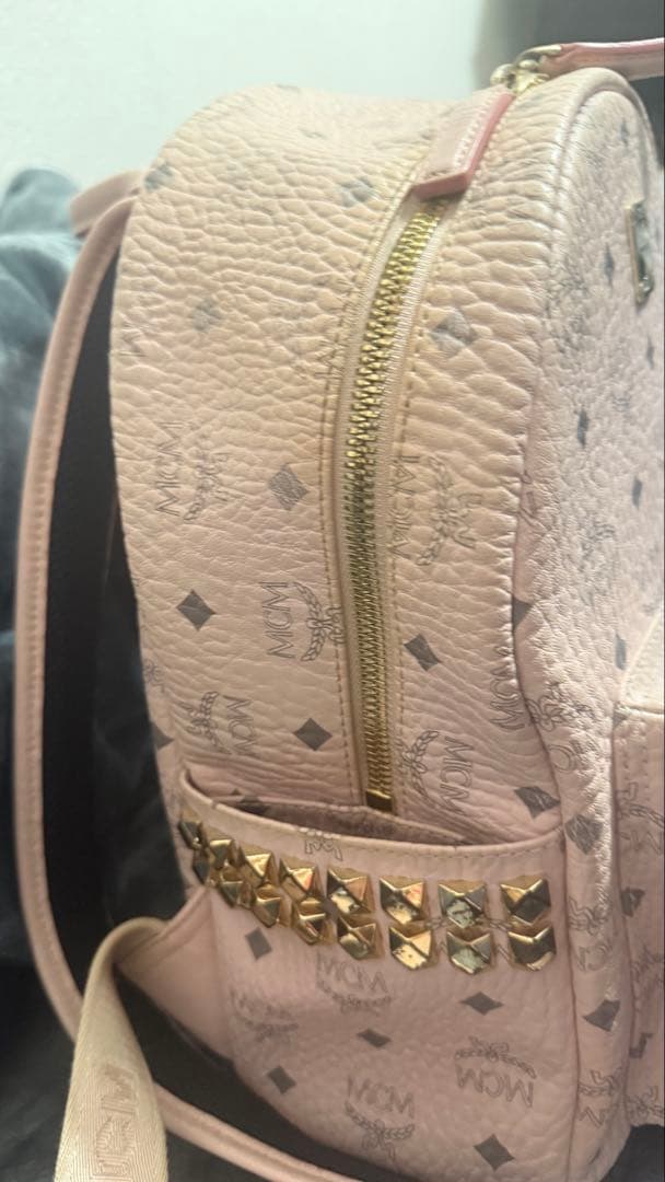 MCM 〈スターク〉 ヴィセトス バックパック パウダーピンク リュック