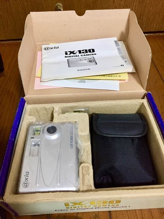 カメラ4点セット（①SIGMAレンズ ②ニコン一眼レフ ③使い捨て ④デジカメ）