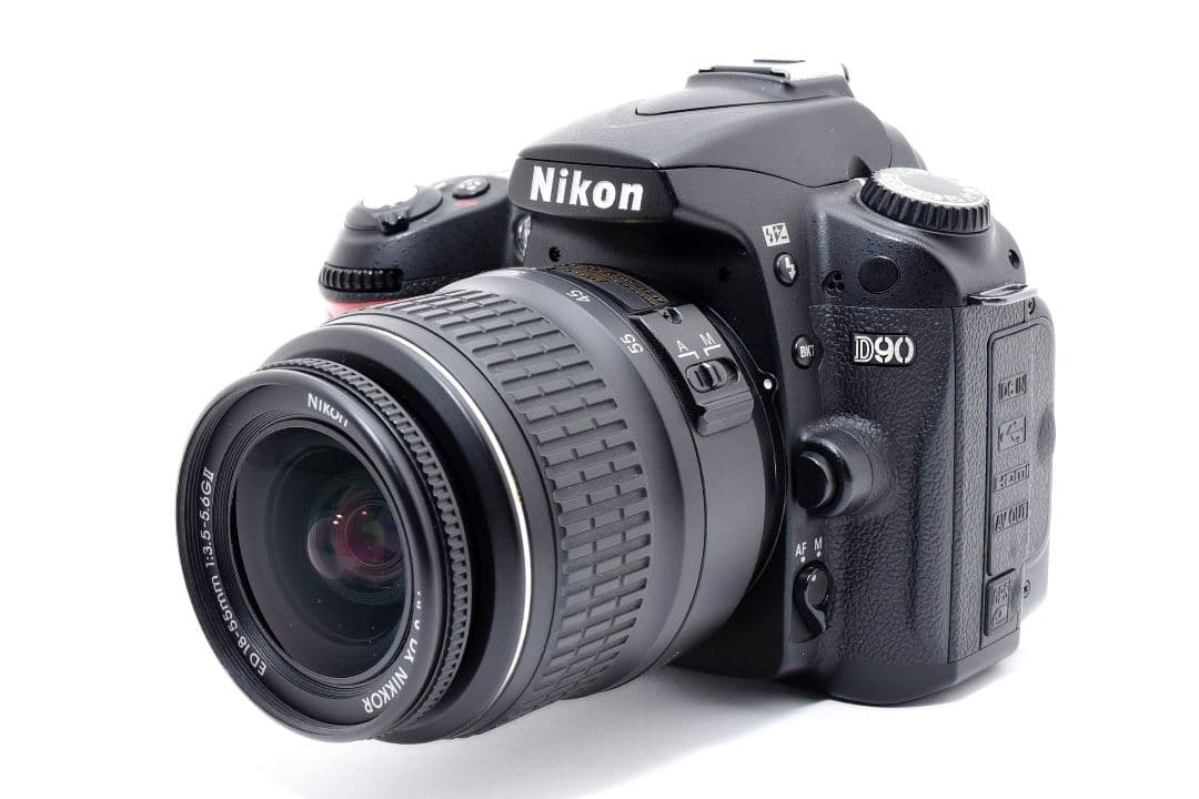 初心者さんにも◎長く使える中級機✨ニコン D90✨美品✨一眼レフ すぐ撮影OK♪