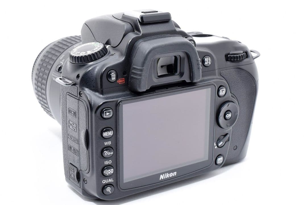 初心者さんにも◎長く使える中級機✨ニコン D90✨美品✨一眼レフ すぐ撮影OK♪