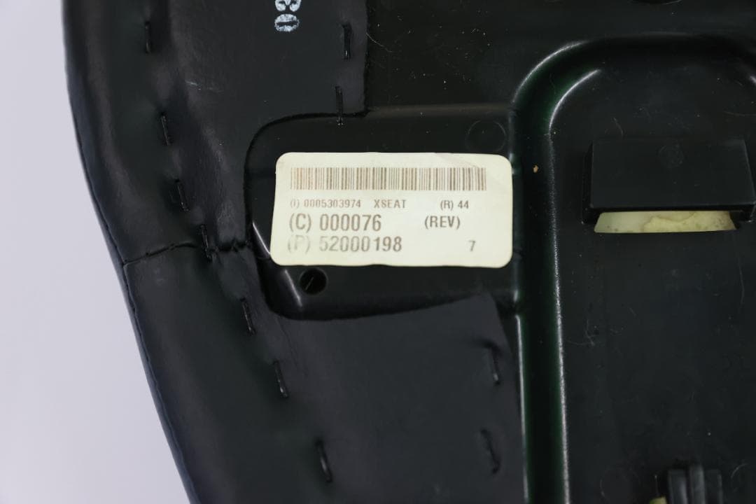 stomu ハーレー純正シート　スポーツスター　48　XL1200X