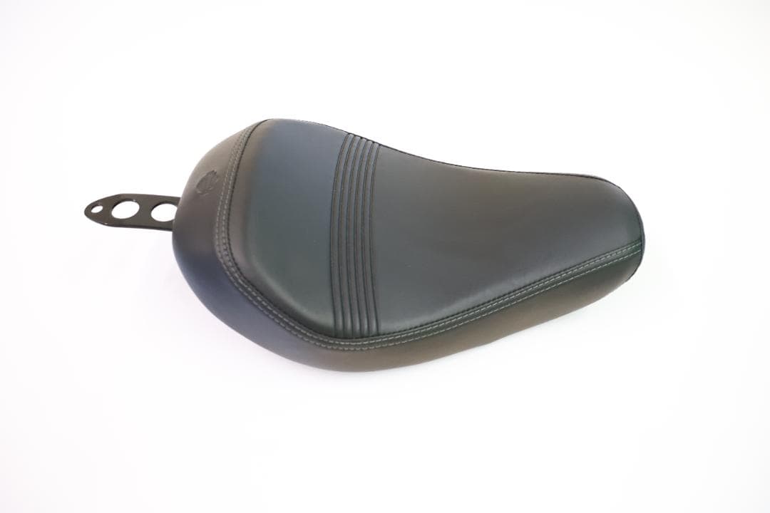 stomu ハーレー純正シート　スポーツスター　48　XL1200X