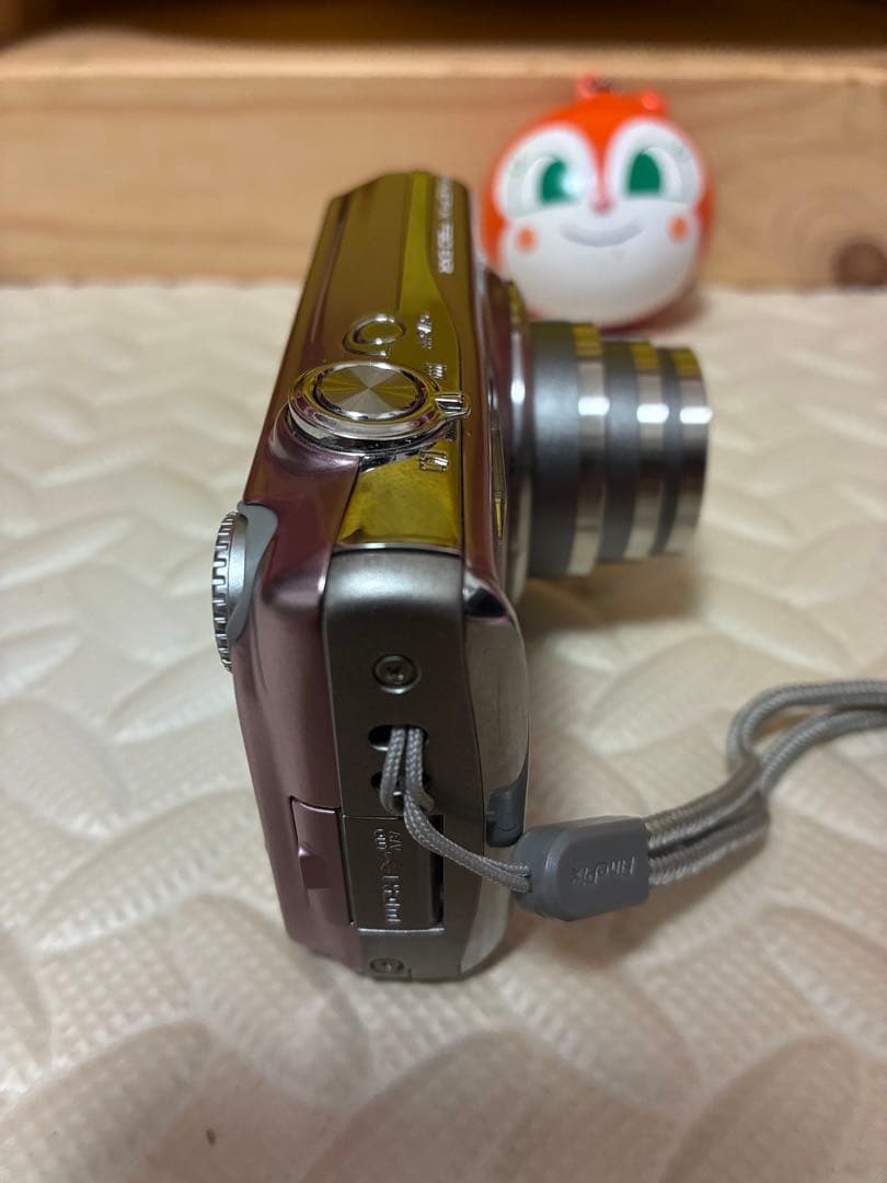 美品　fujifilm f80exrx デジタルカメラ