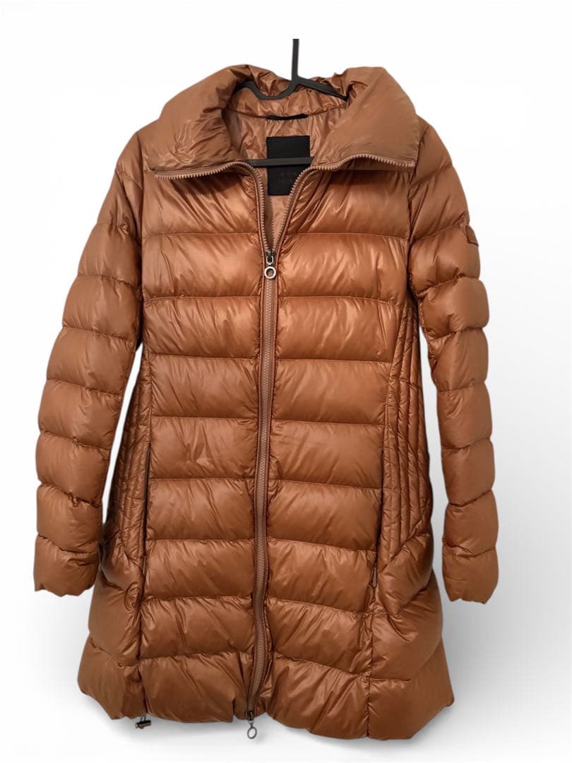 TATRAS ブラウン ダウンジャケット フード付き