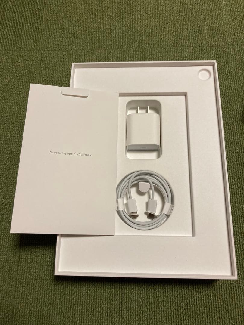 Apple iPad Air M1 第5世代 64GB スターライト Wi-Fi