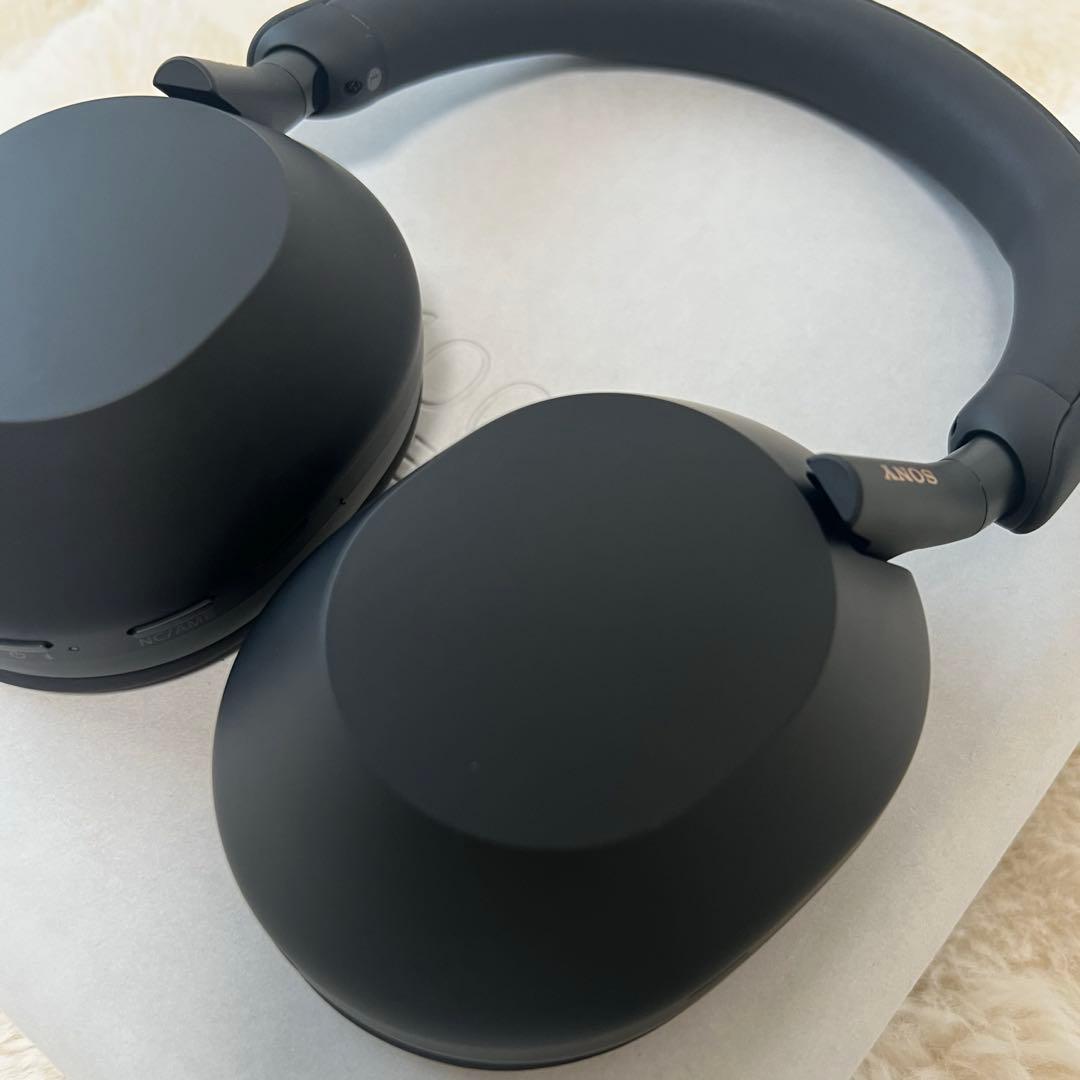 SONY(ソニー)ノイズキャンセリングヘッドホン「WH-1000XM5」