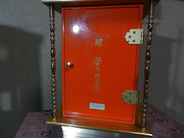 一挺天符や文字盤が古い和時計を彷彿させる電池式置時計（旭ダウ記念品）