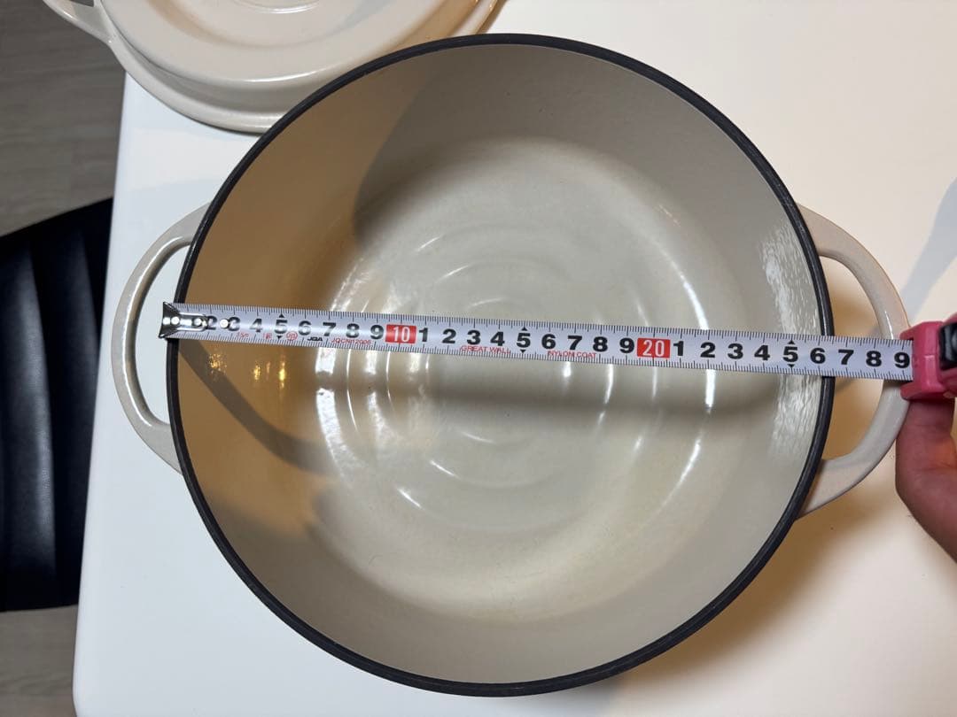 バーミキュラオーブンポット26センチ　ホワイト